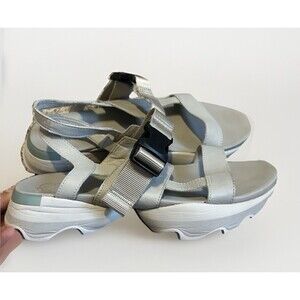 Sorel Kinetic Impact Sling Back Sandals Sea Salt Grey Womens Chunky US 9.5 EUC